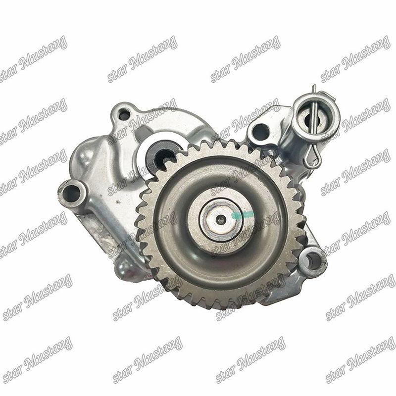 Máy bơm dầu động cơ 6D31T Loại mới ME013203 Đối với phụ tùng động cơ Mitsubishi