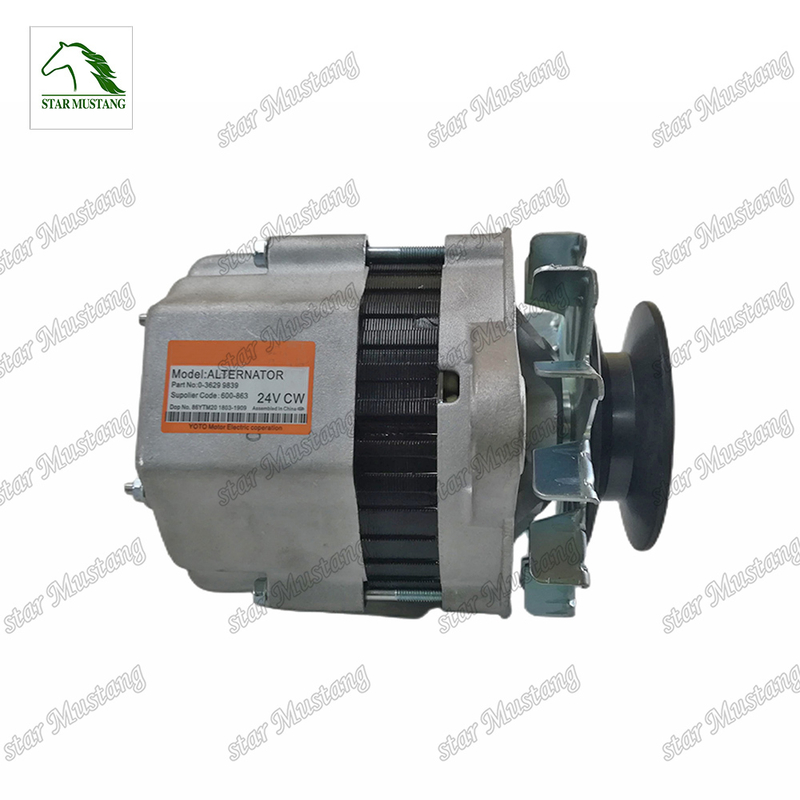 Máy phát điện diesel gốc 4D95 PC60-5 24V 30A 600-821-3850